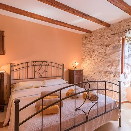 Apartment Country House Apartments Pula
