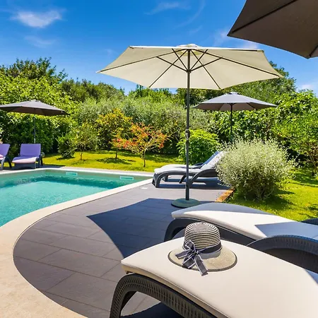 Country House Apartments Appartement
