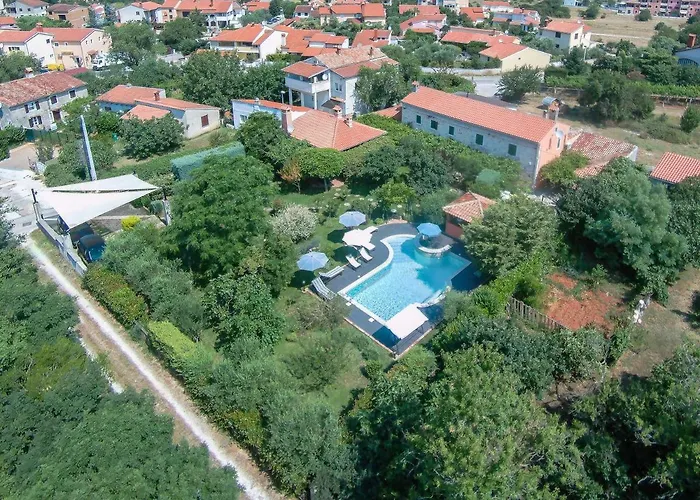 Country House Apartments * Πούλα