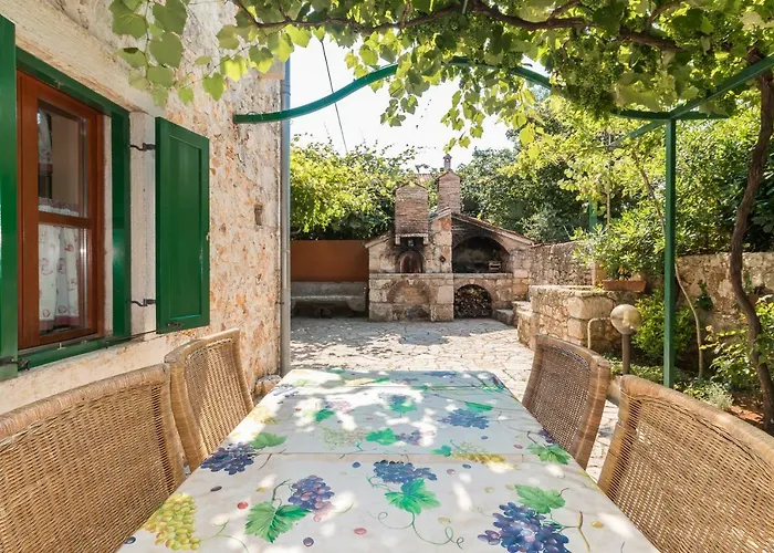 Country House Apartments Διαμέρισμα *