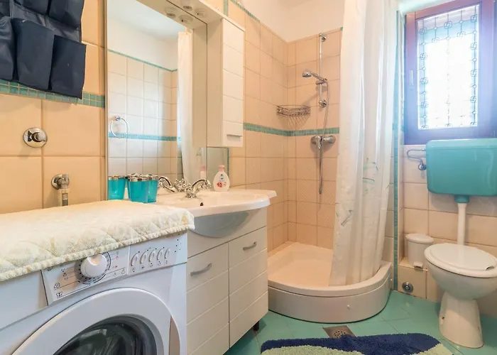 Country House Apartments Πούλα