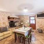 Country House Apartments * Pola