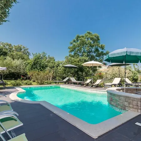 Apartman Country House Apartments *