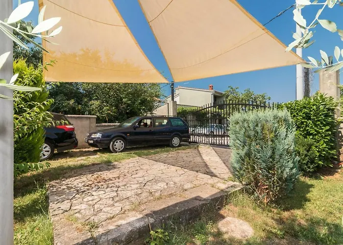 Country House Apartments 풀라
