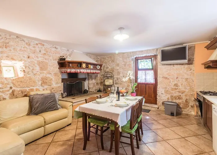 Country House Apartments * プーラ